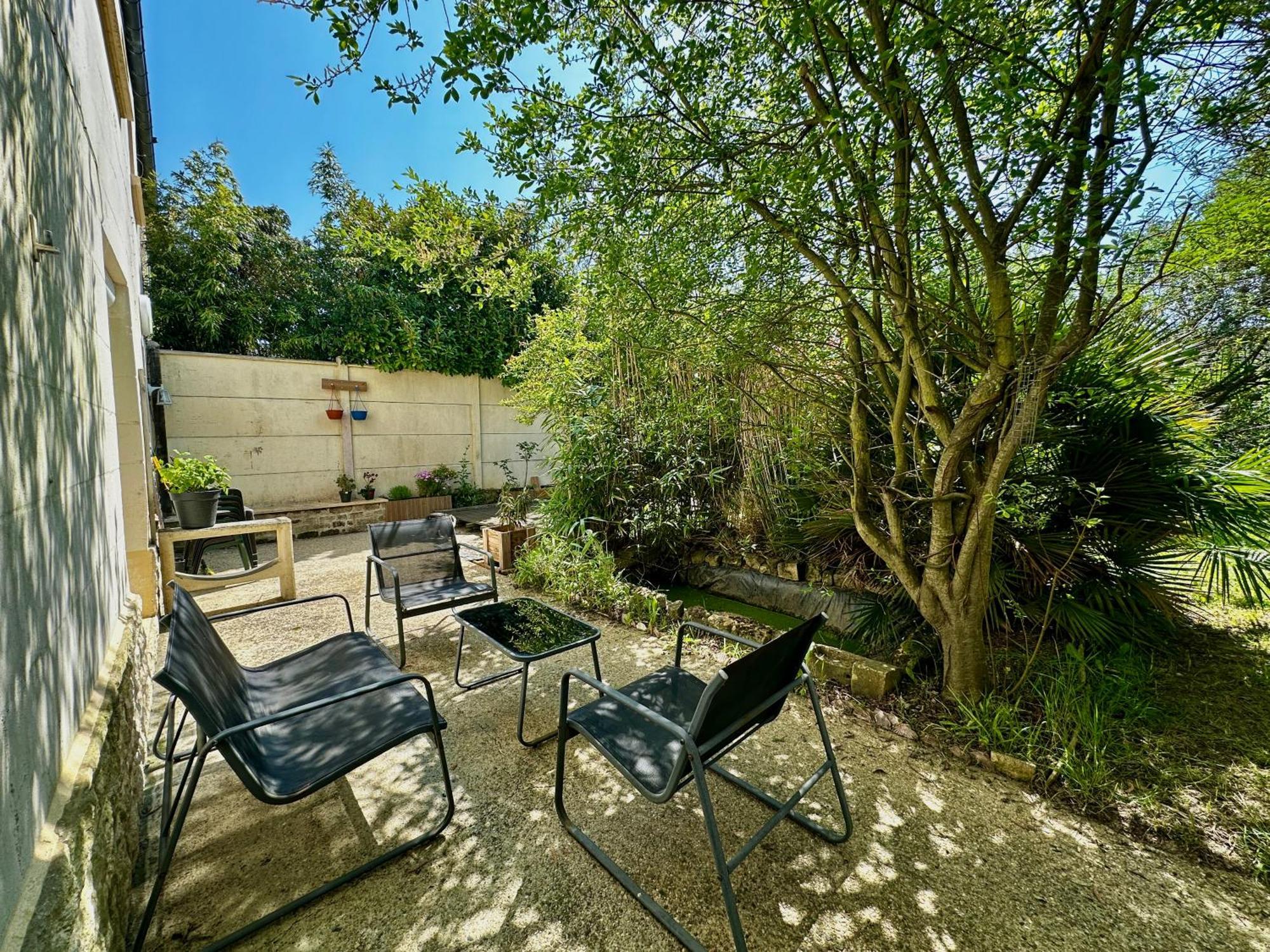 Appart' Basly - Avec Terrasse A 7Km Des Plages Exterior foto